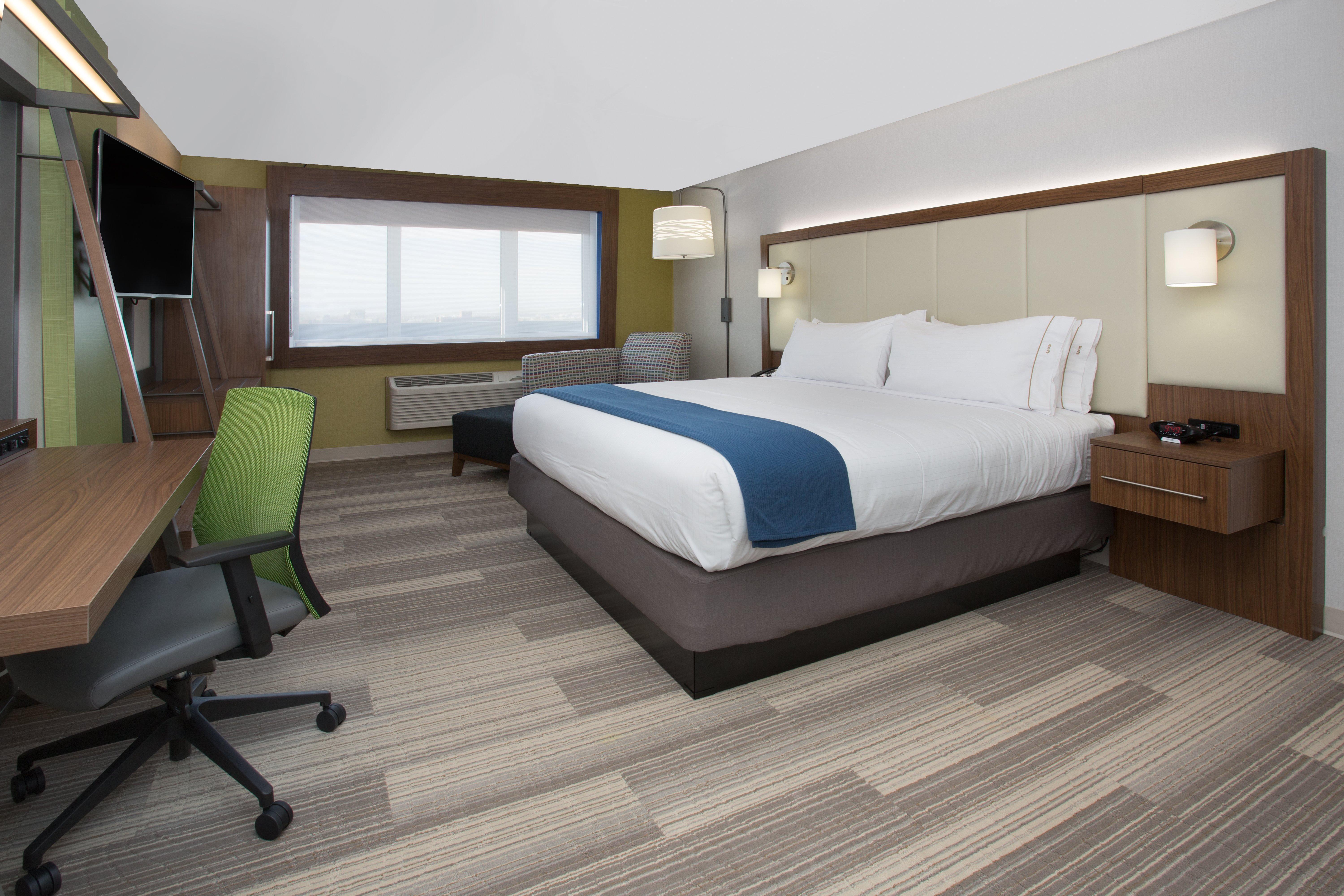 Holiday Inn Express & Suites - Marshalltown By Ihg Екстериор снимка
