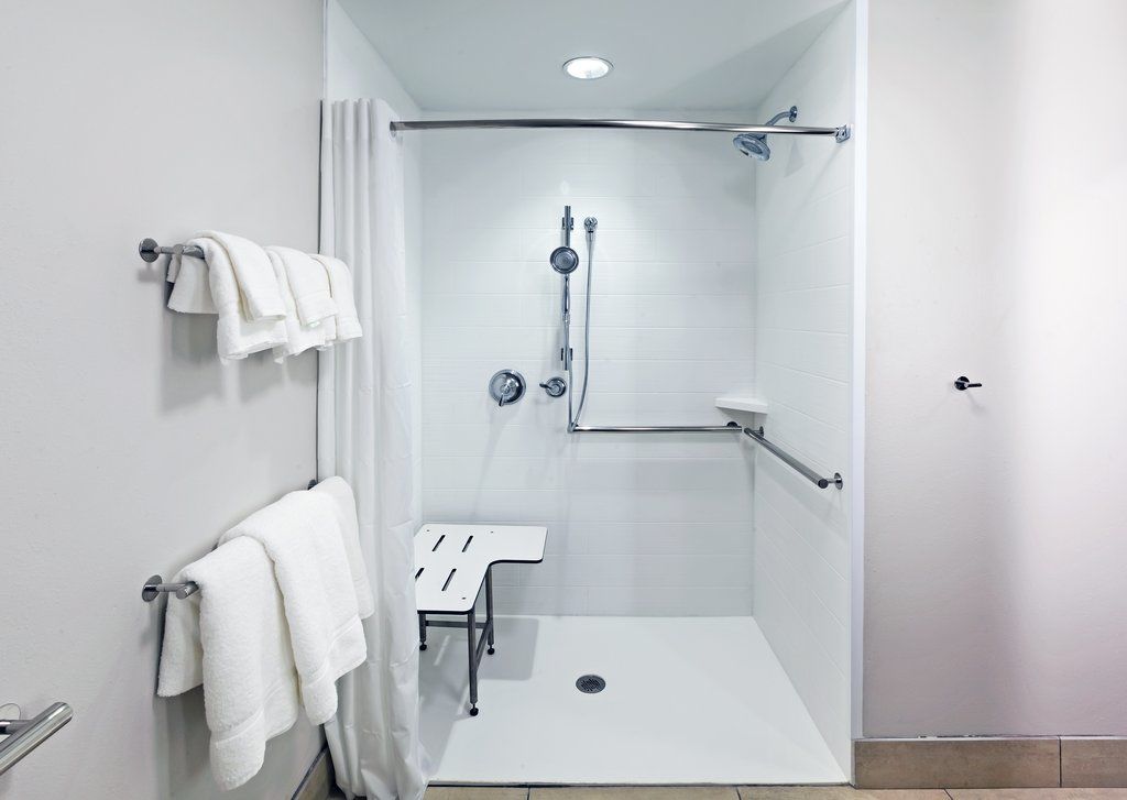 Holiday Inn Express & Suites - Marshalltown By Ihg Екстериор снимка